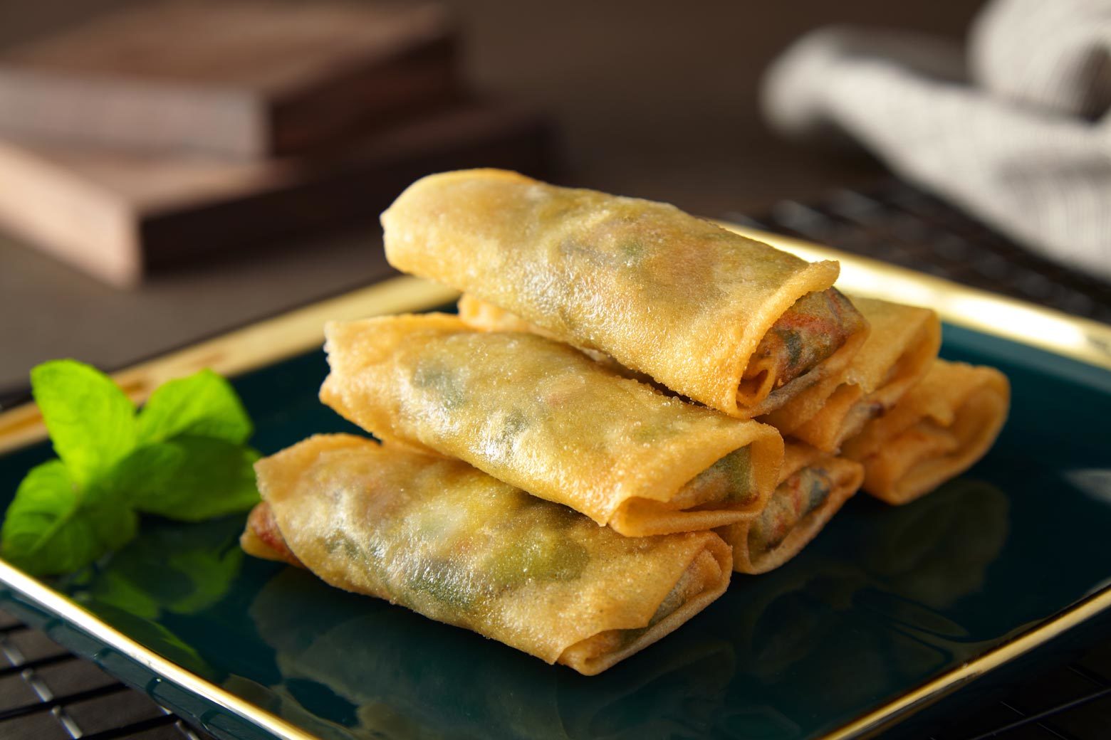 Hong Kong style spring rolls