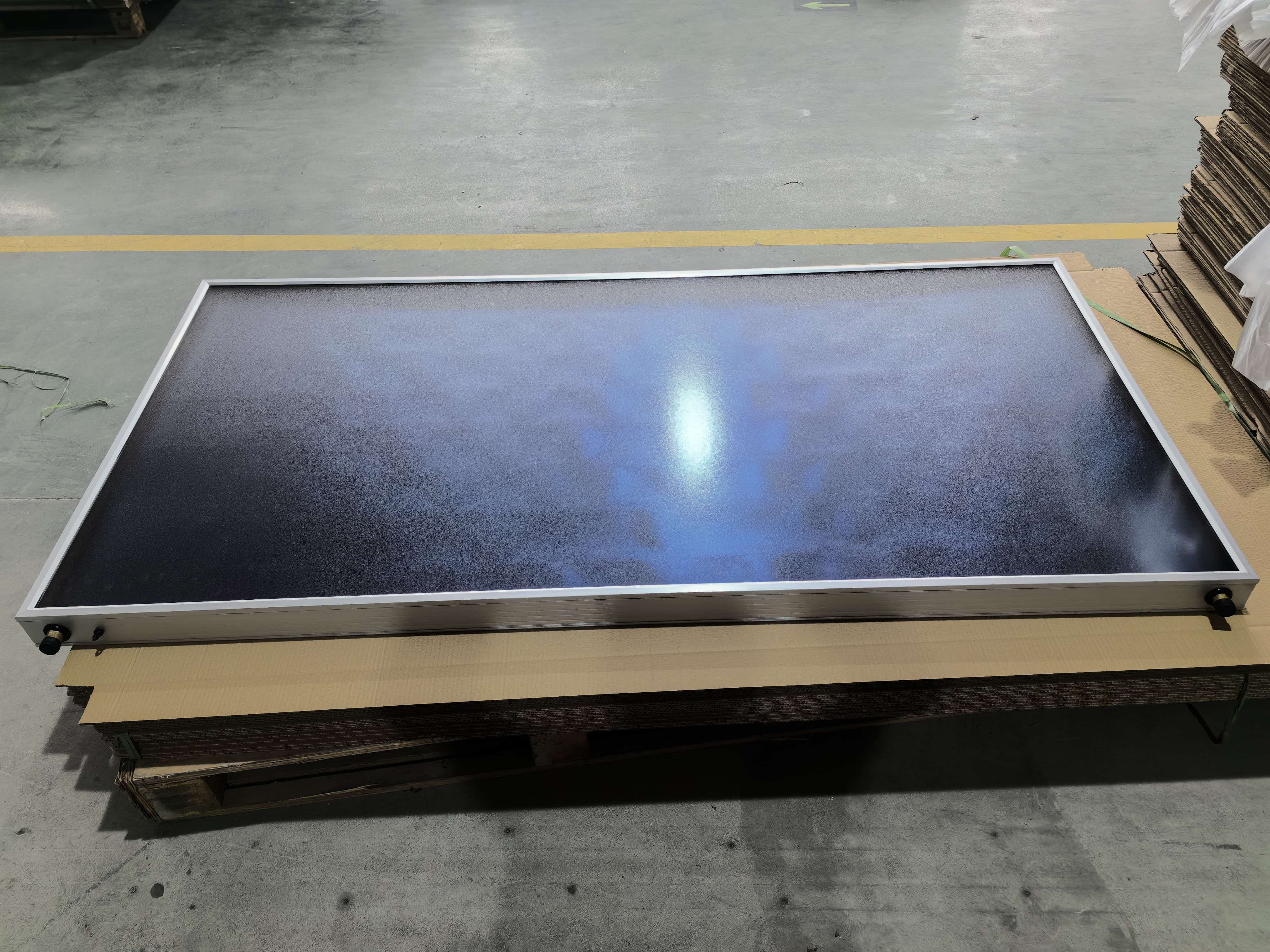 flat solar collector