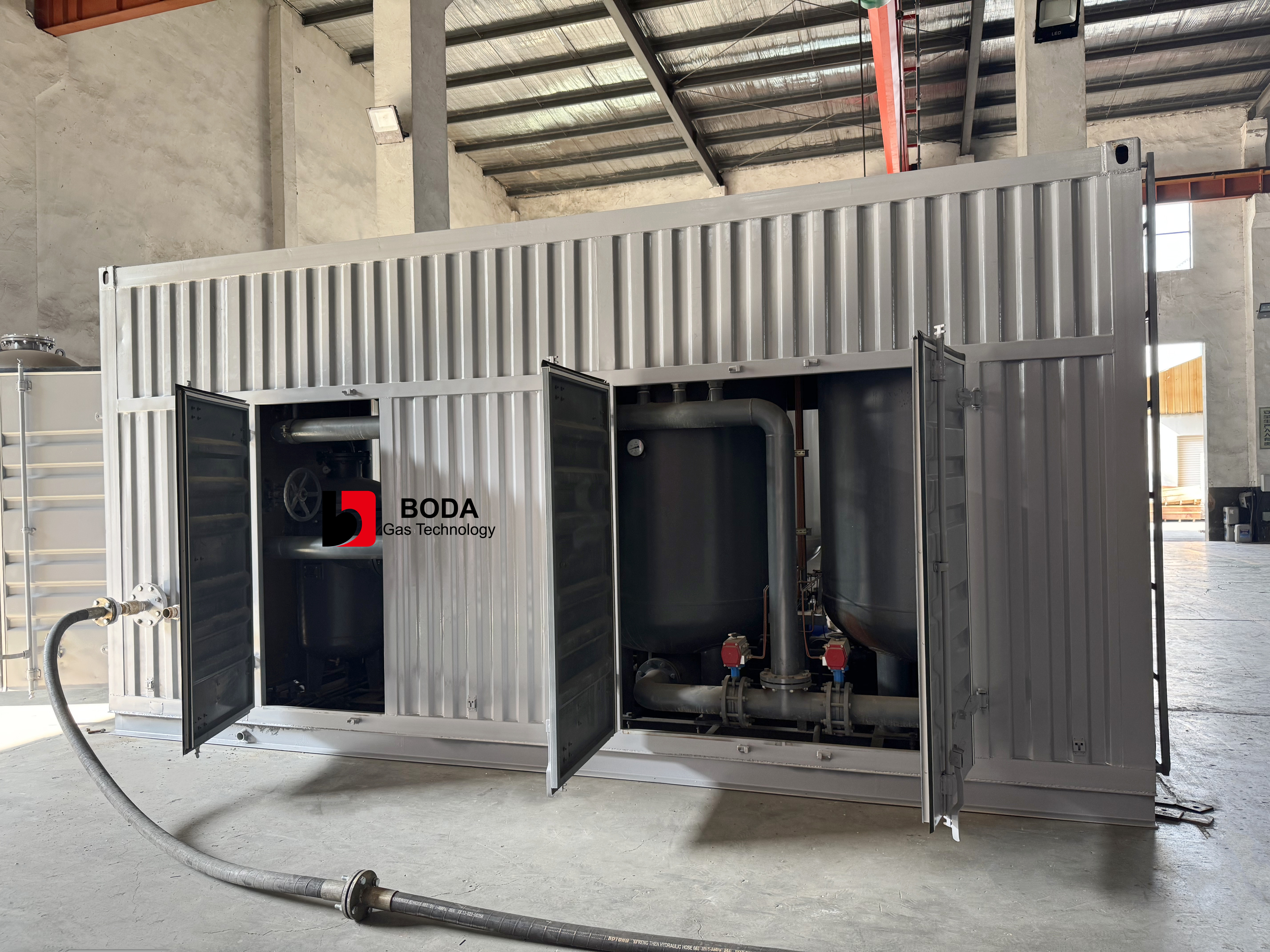PDL-140 mobile pipeline compressed air dryer front view