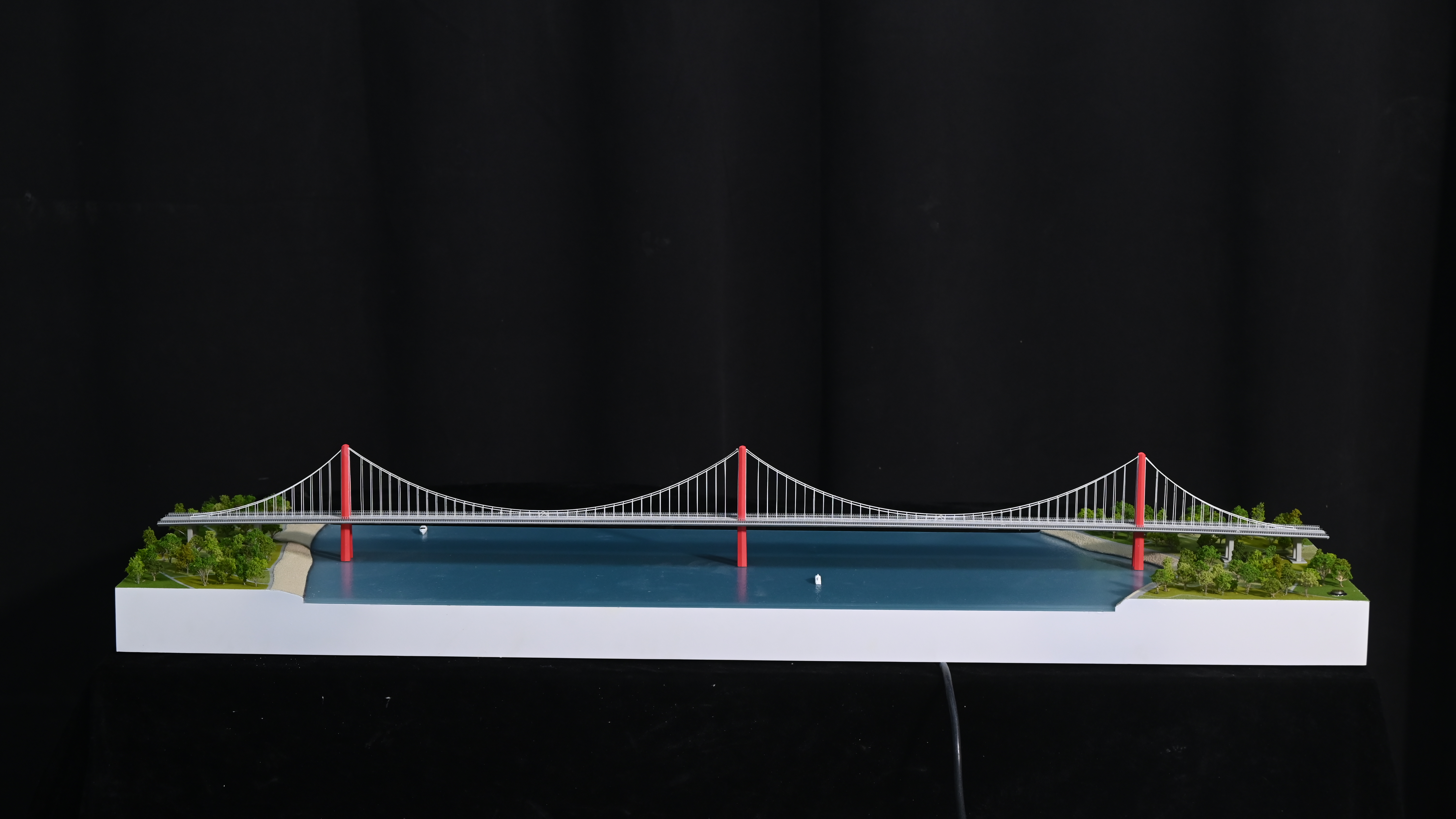 Silk Road Phoenix Bridge engineering scale model at 1:800 for infrastructure and industrial presentation