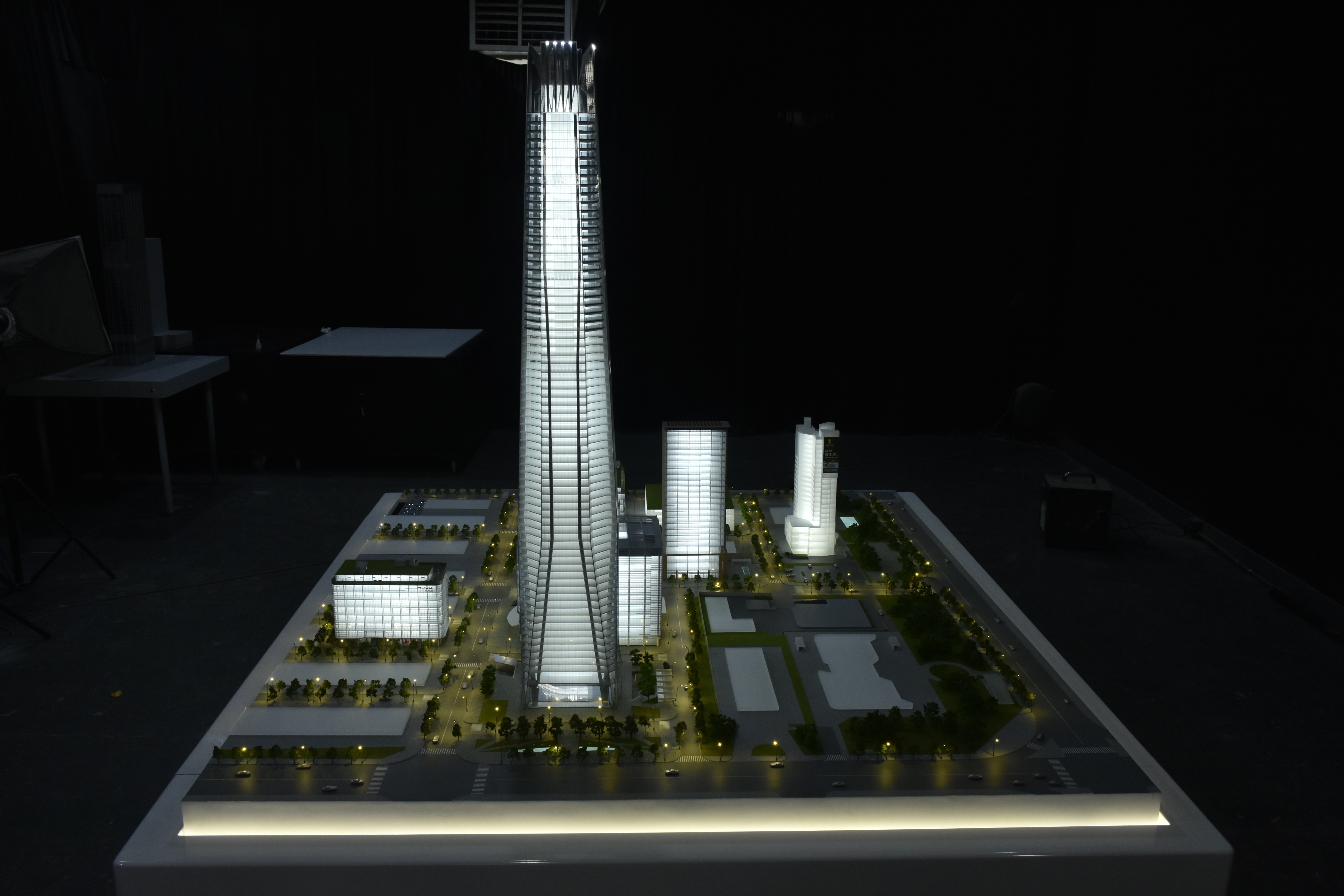 High-detail architectural scale model at 1:250 produced for a commercial building project