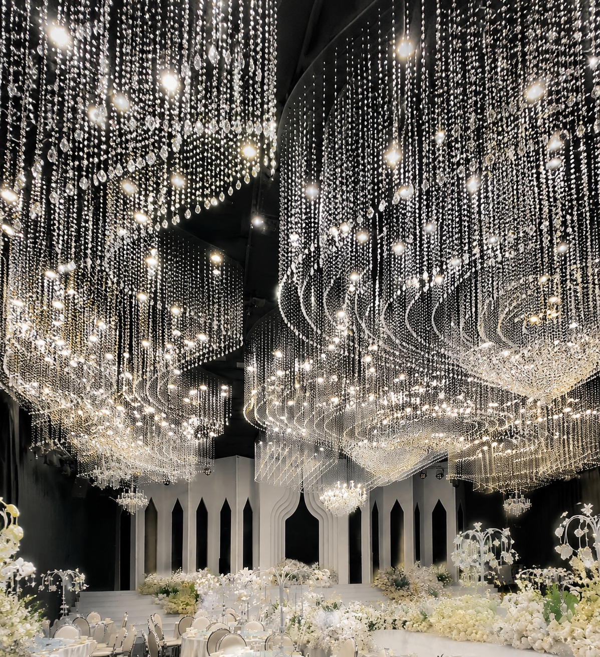 custom Size Large Multi-Ring Crystal LED Chandelier Luxury Hanging Light for Wedding Hall Hotel Ballroom