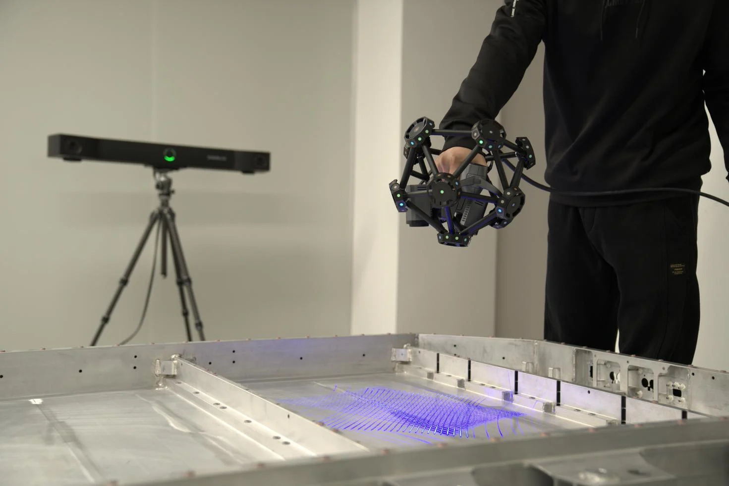 3D scanner used for NEV battery pack quality control
