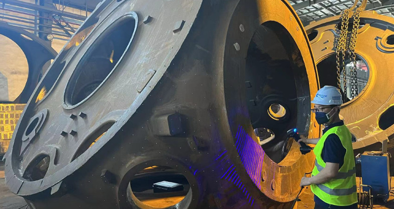 Handheld 3D scanning of large energy and mining machinery components in an industrial environment