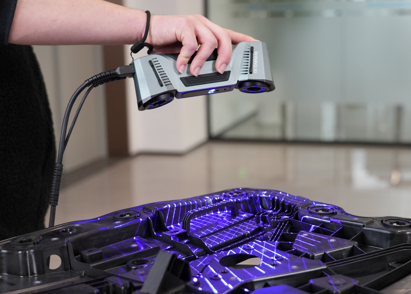 Handheld ergonomic use of the scanner