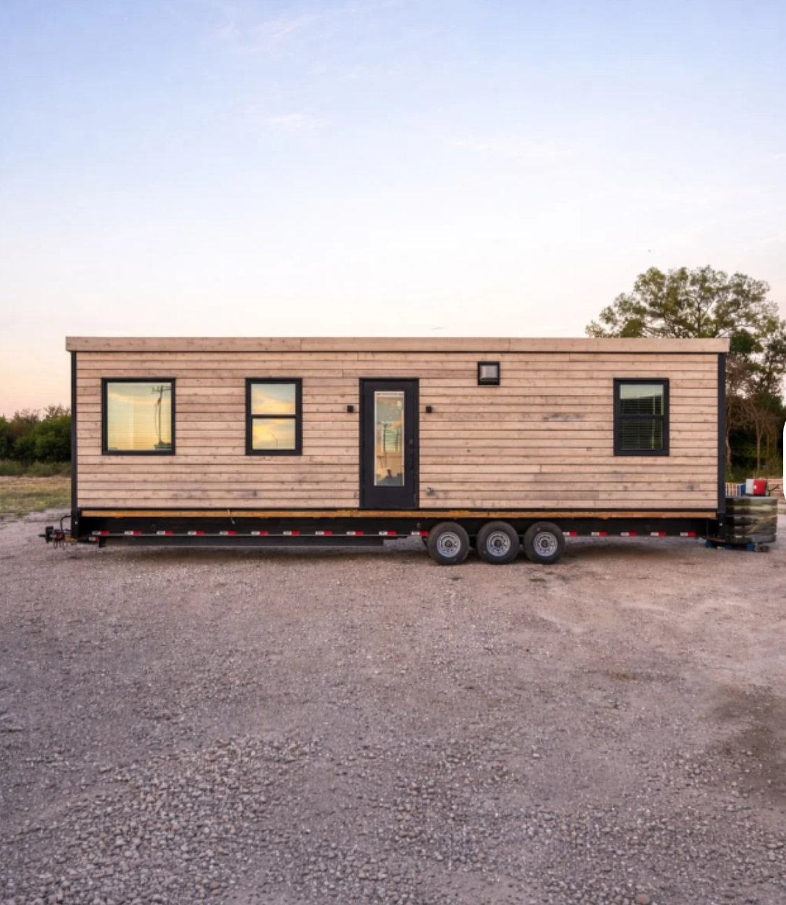 Trailer‑Mounted Mobile House