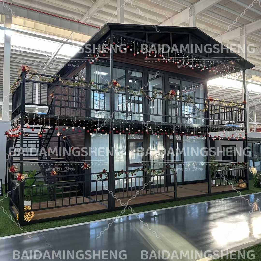 Two‑Story Double‑Wing Expandable Container Hous