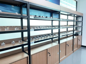 Sample room