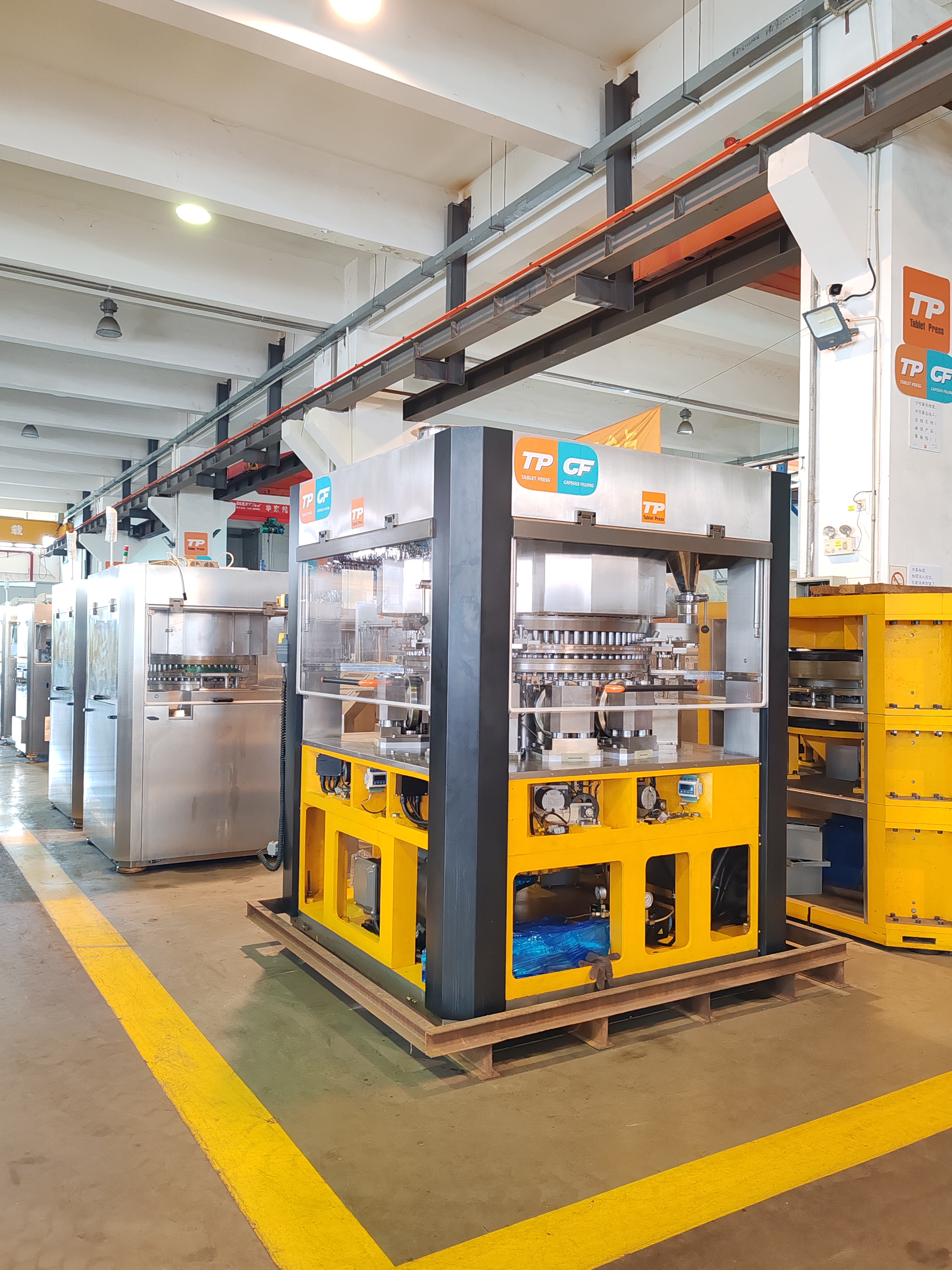 Large talet press with 3 outputs