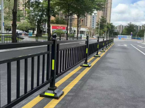 road median guardrail