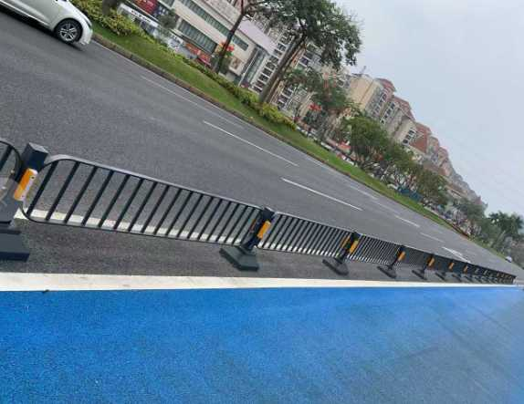 12 Hollow-Post Lane Separation Guardrail