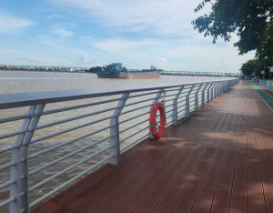 riverside guardrail