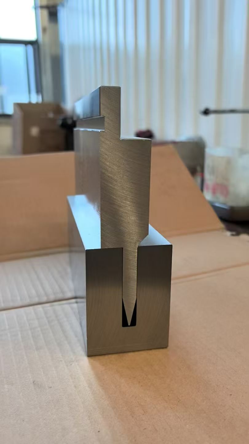 Press brake tooling