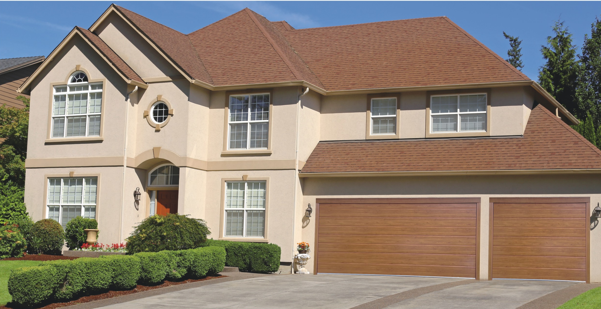 Single - stripe garage door