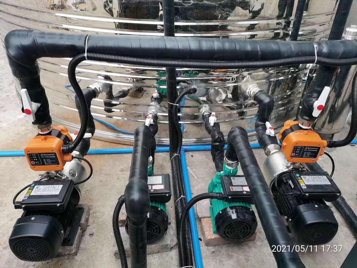 EPC-series pressure control in water supply service Pressure control switch deployed in an agriculture irrigation and water treatment application