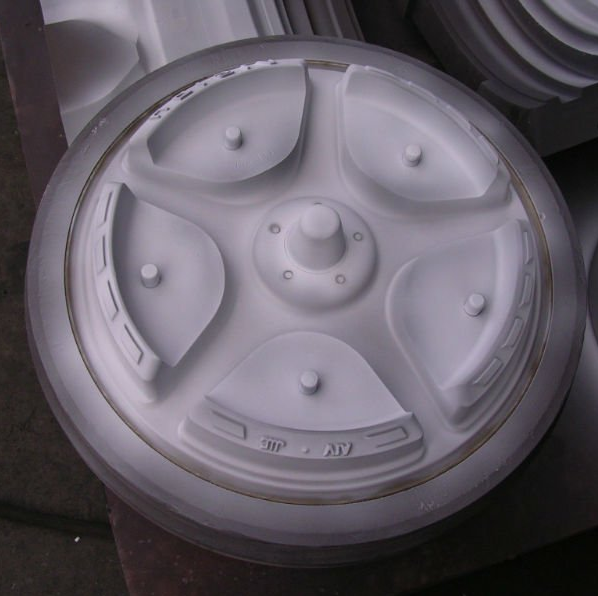 Boron nitride coating prepared for application on high-temperature tooling and mold release