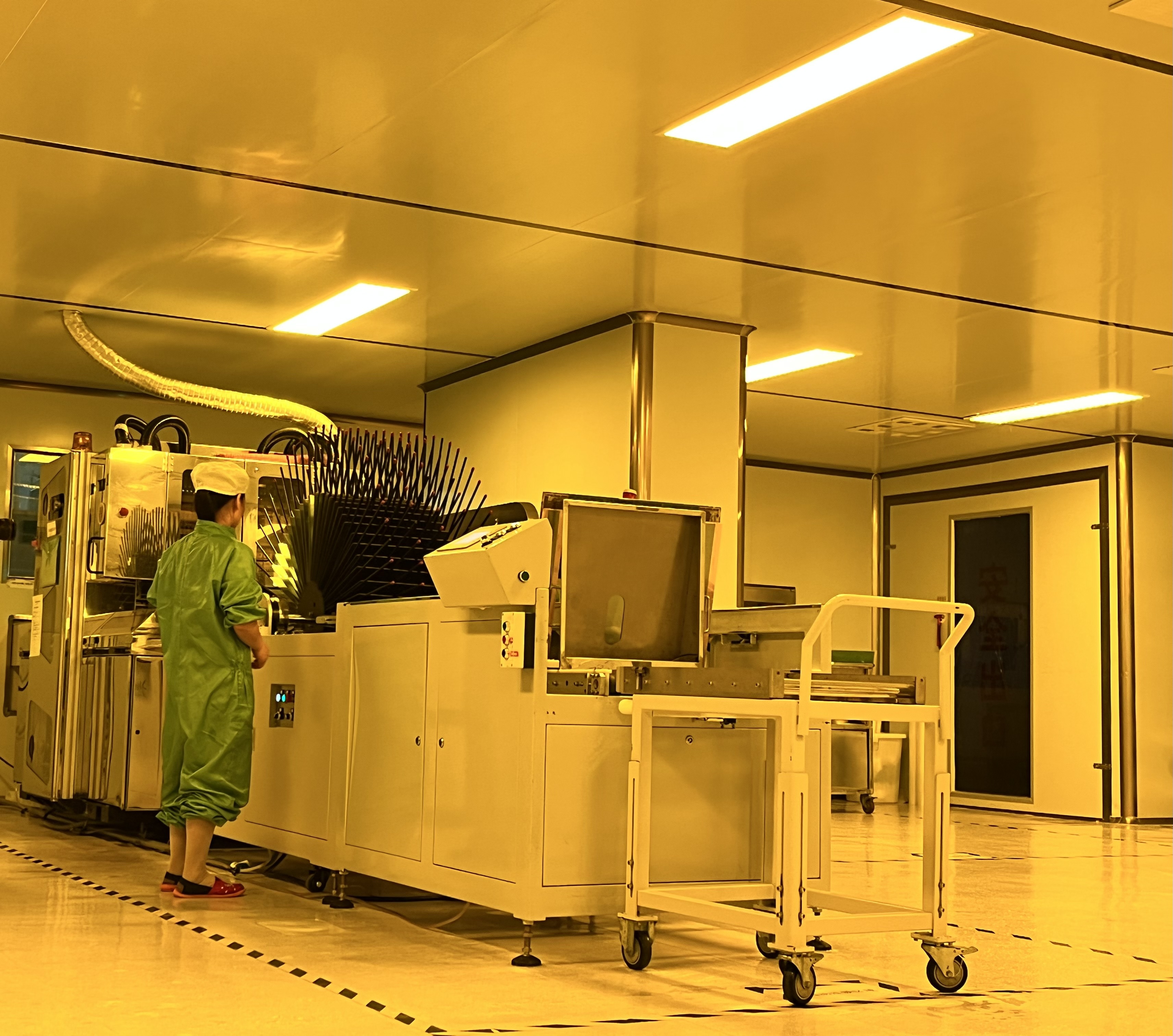 Film  Class 10,000 Clean Room