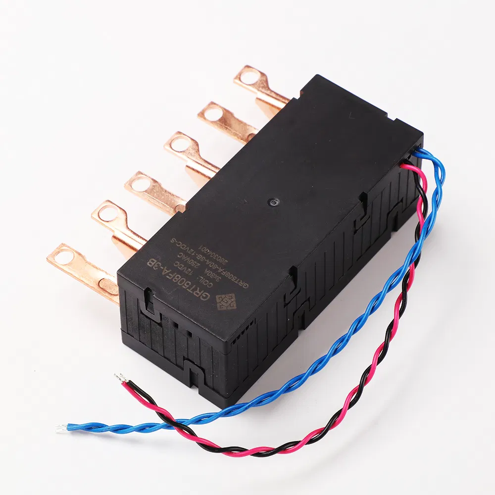 GRT508FA3B 80A three-pole latching relay front view with fast connection terminals