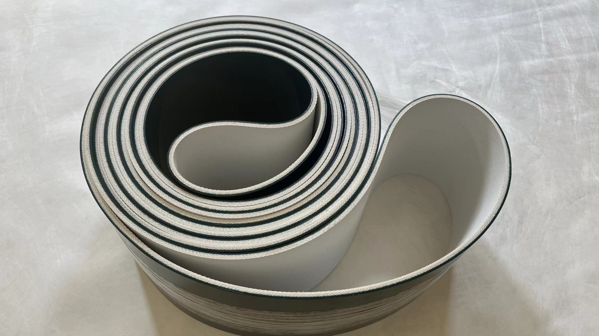 Seamless Belt