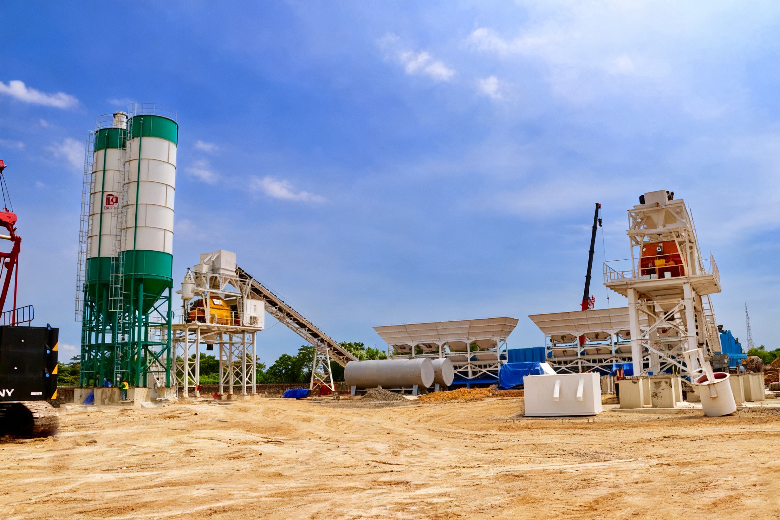 Concrete batching plant supporting equipment: aggregate batching station, inclined belt conveyor, metering systems and control room