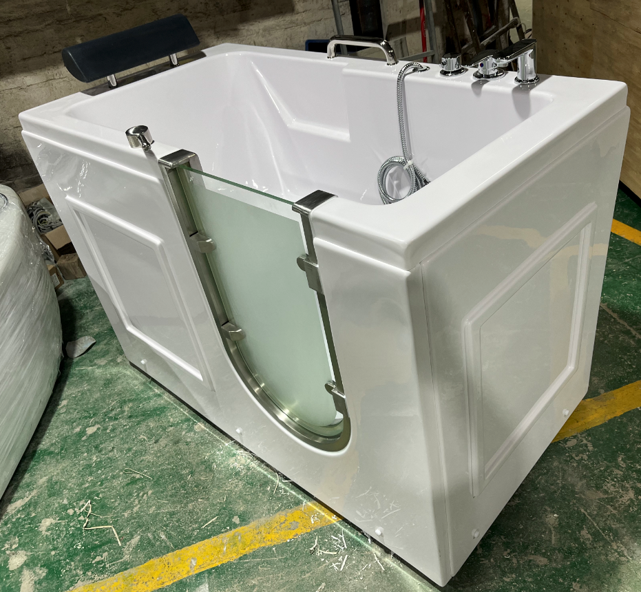 WALI-IN MASSAGE BATHTUB