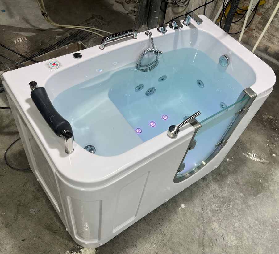 WALI-IN MASSAGE BATHTUB