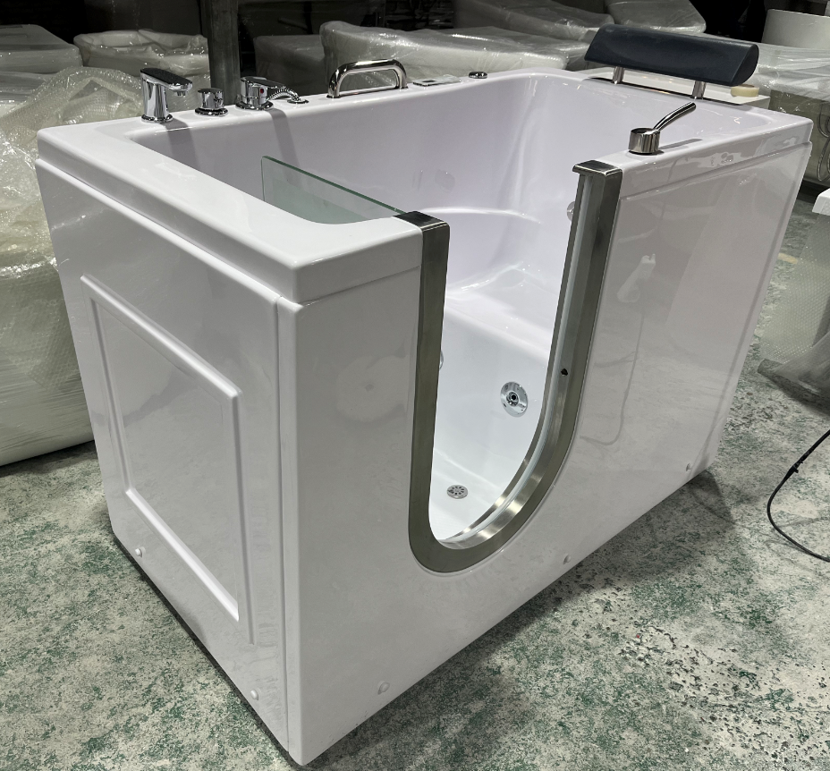 WALI-IN MASSAGE BATHTUB