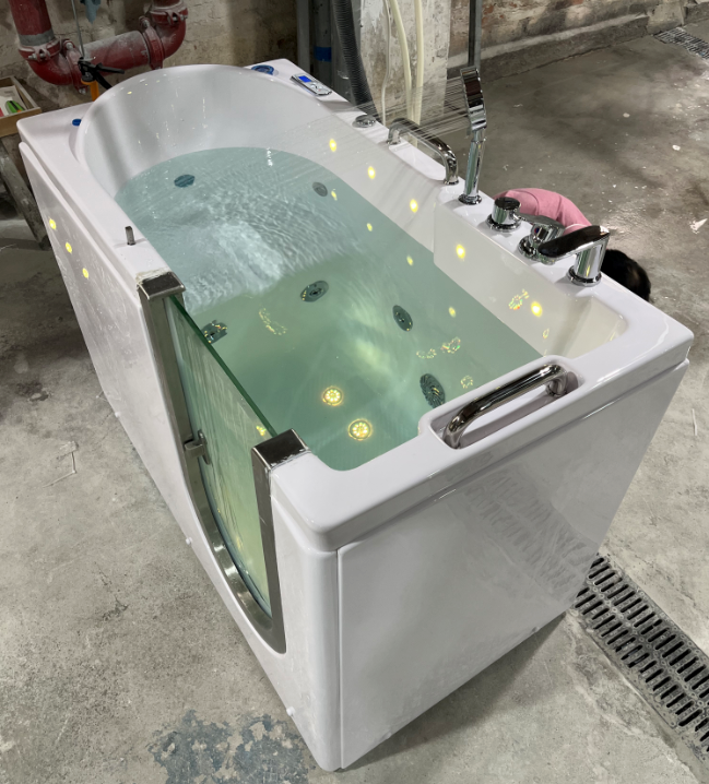 WALI-IN MASSAGE BATHTUB