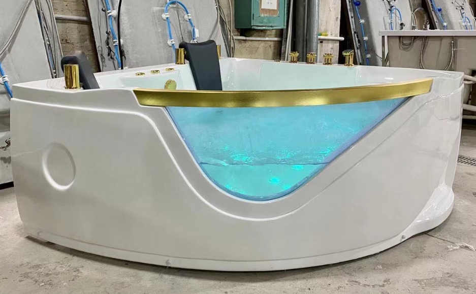 2 people massage bathtub