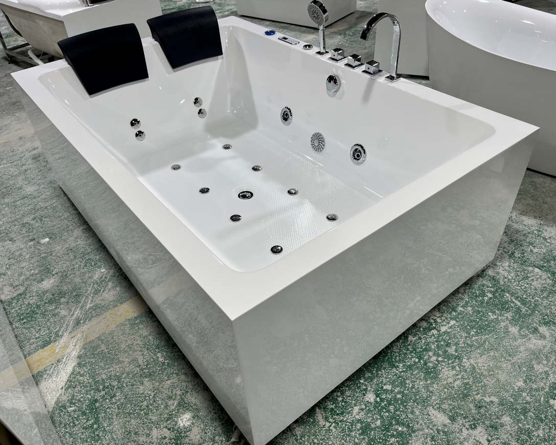 massage bathtub 