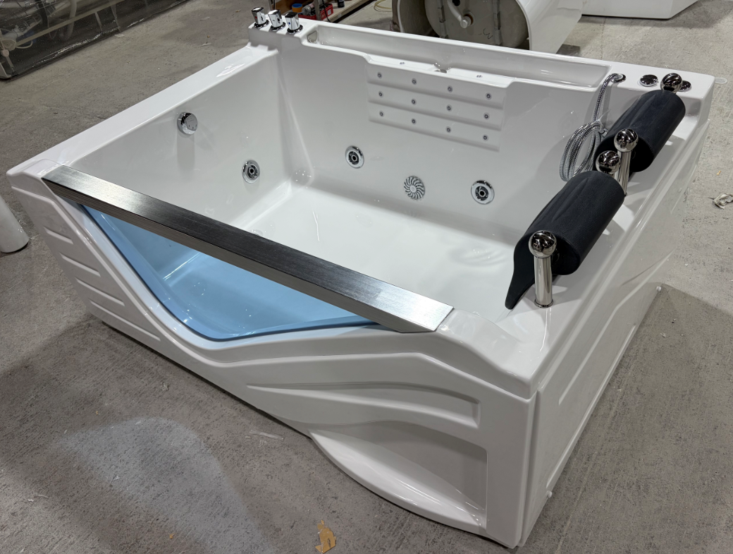 massage bathtub