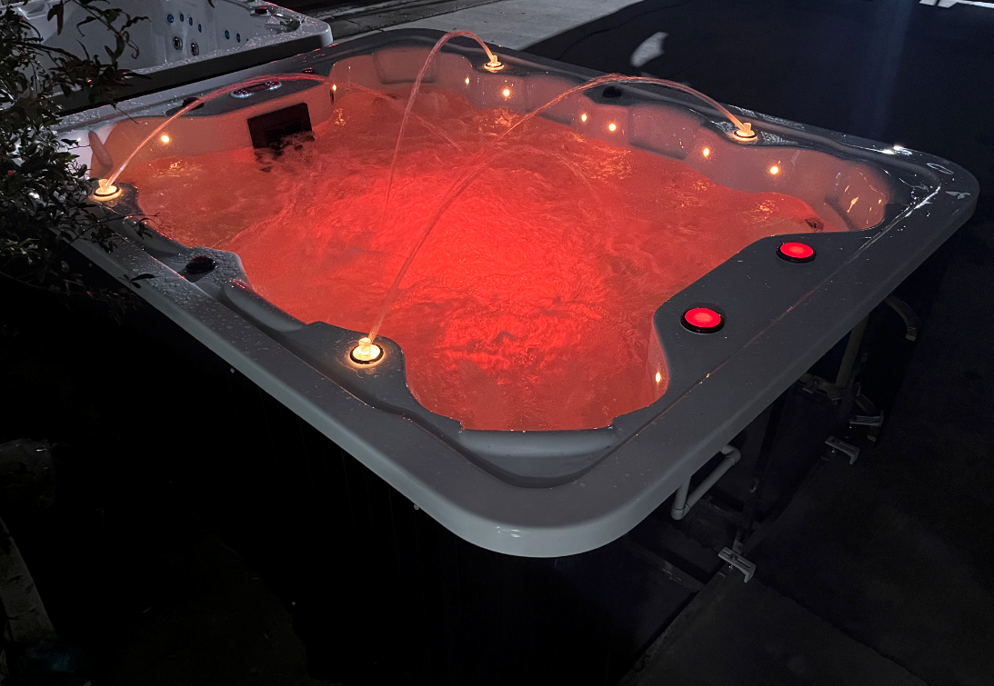8-person outdoor jacuzzi