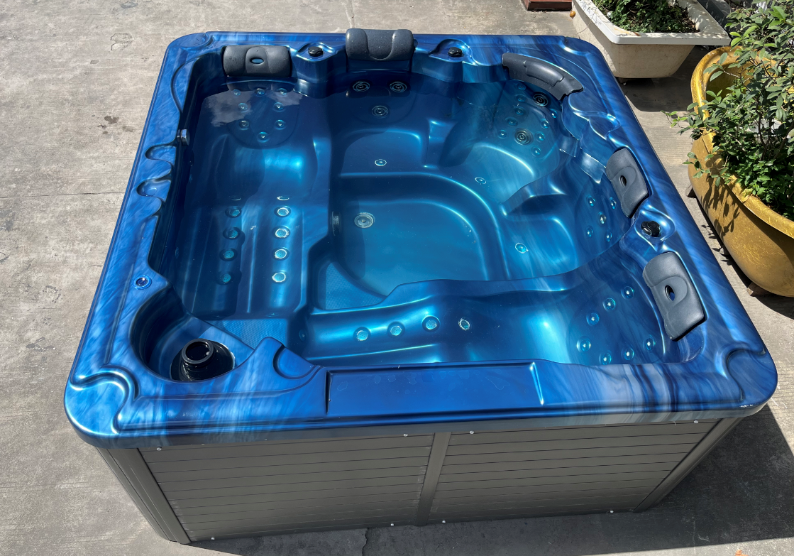 5-person massage bathtub
