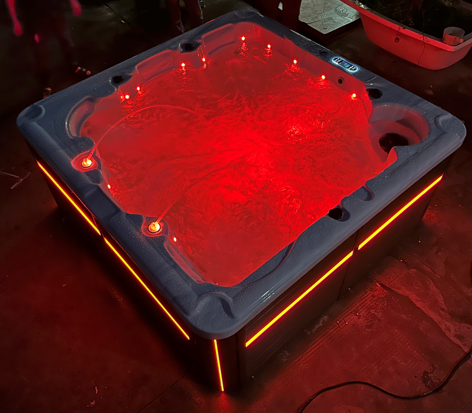 5-person massage bathtub