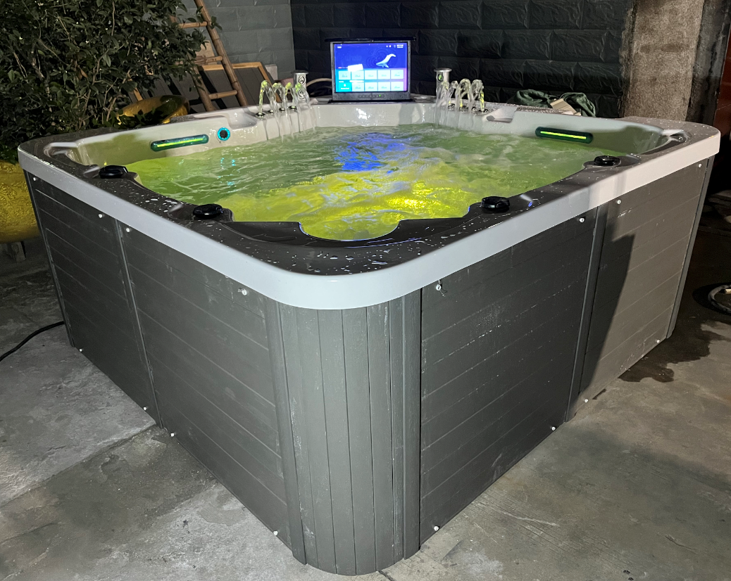 5-person massage bathtub