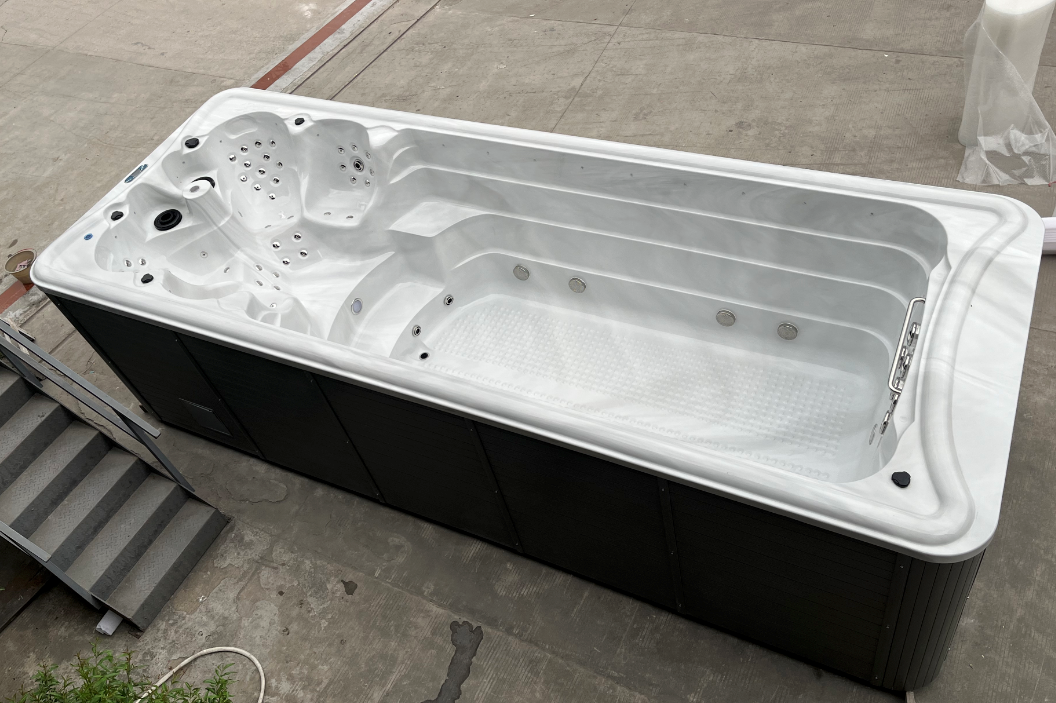 outdoor MASSAGE BATHTUB