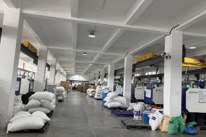 Well‑managed injection molding workshop for stable large‑order output