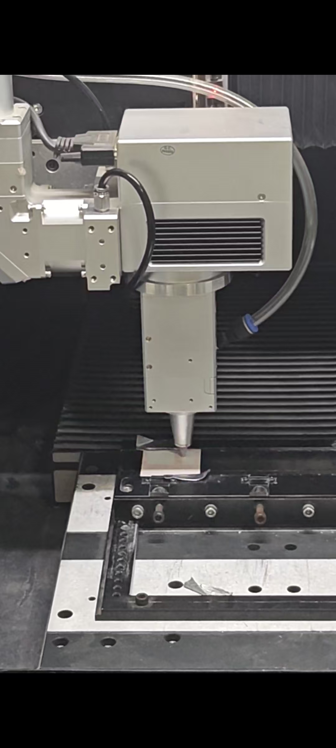 Laser trepanning and micro-hole processing Laser trepanning and micro-hole drilling on hard and brittle material with a high precision laser cutting machine