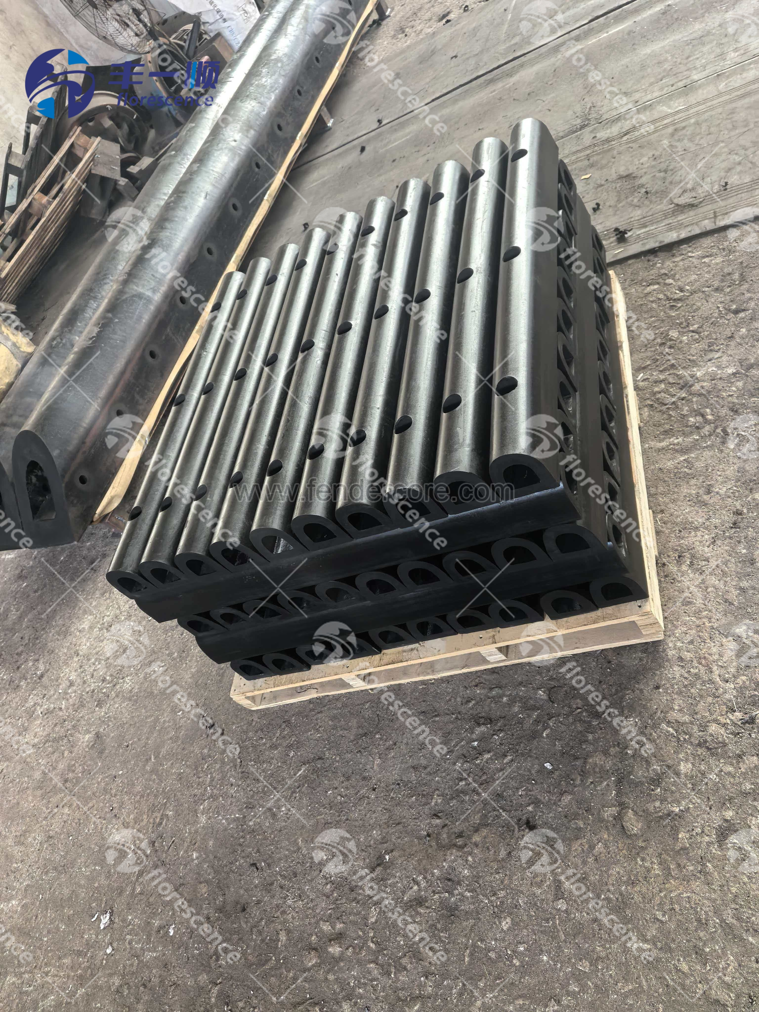 Florescence Marine EPDM DD 100 fenders