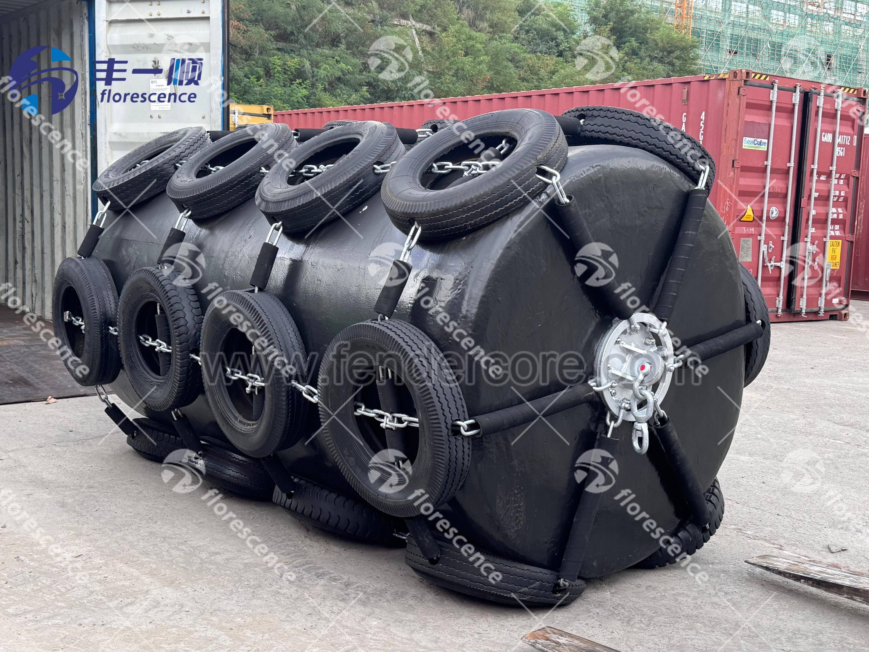 Florescence foam fender with used tire and chain net