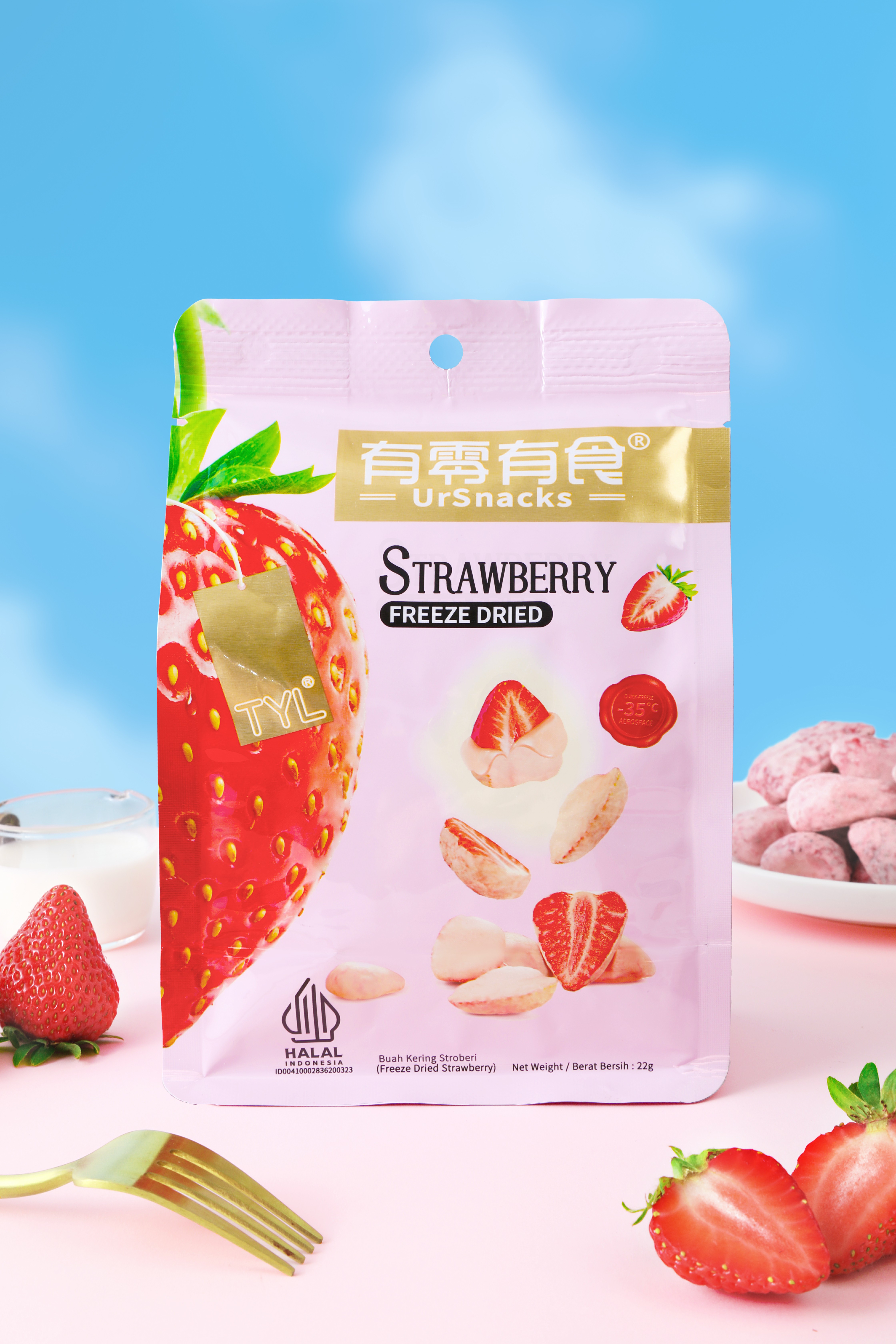 Original Strawberry Coated Freeze Dried Strawberries 22g