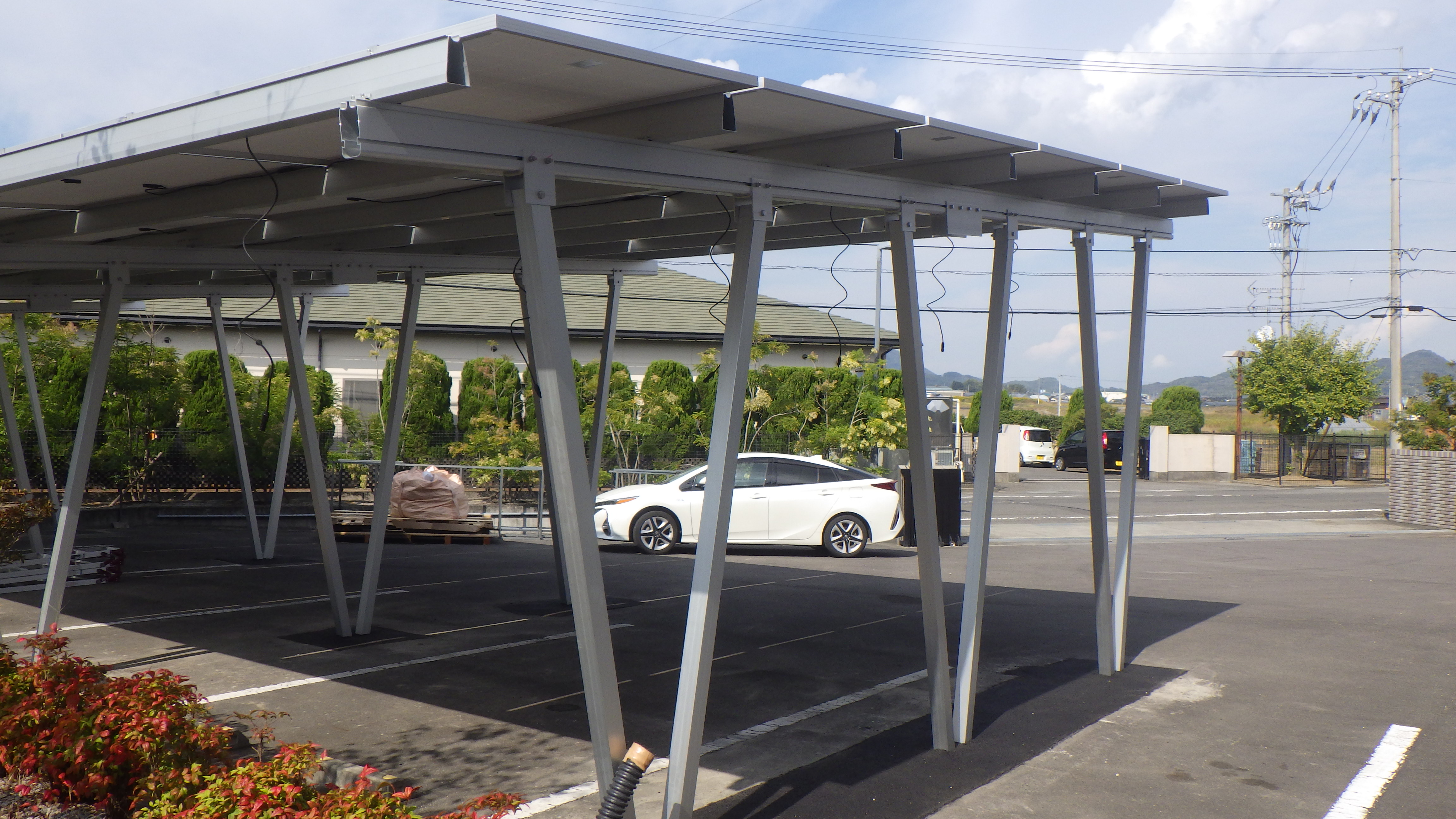 Japan solar installer