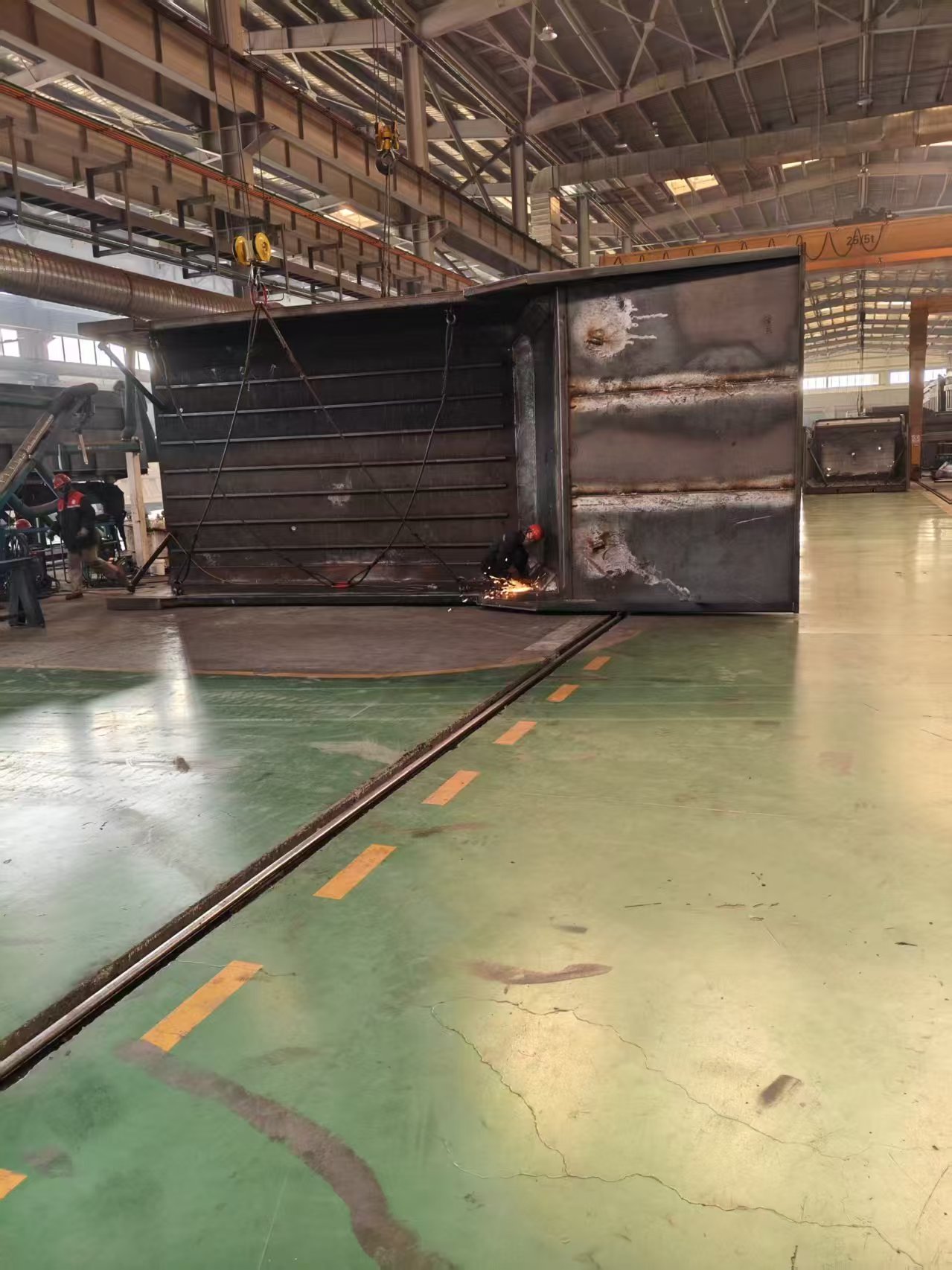 Mining equipment manufacturer