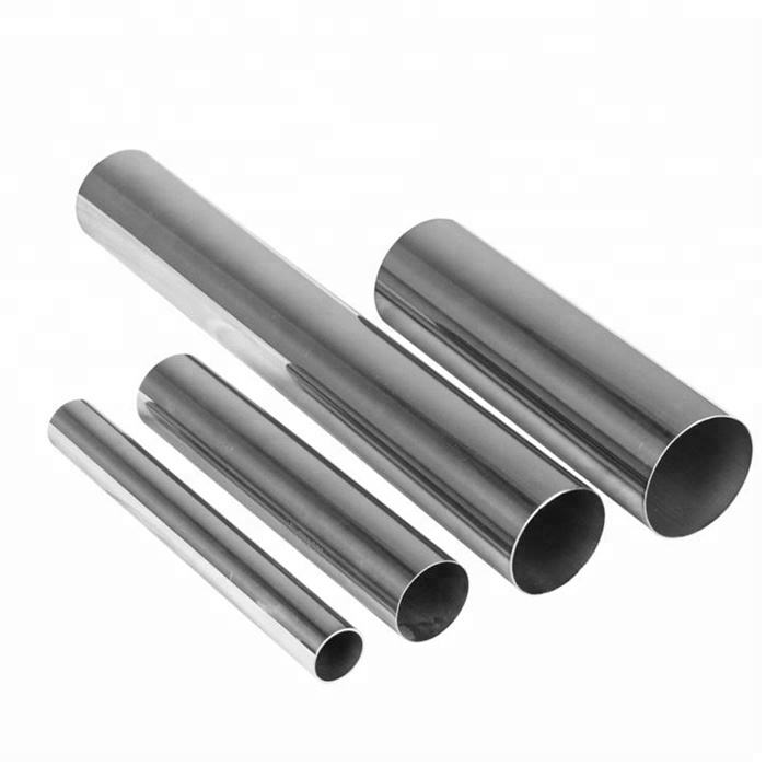 Round stainless steel pipe lengths prepared for inspection and dispatch