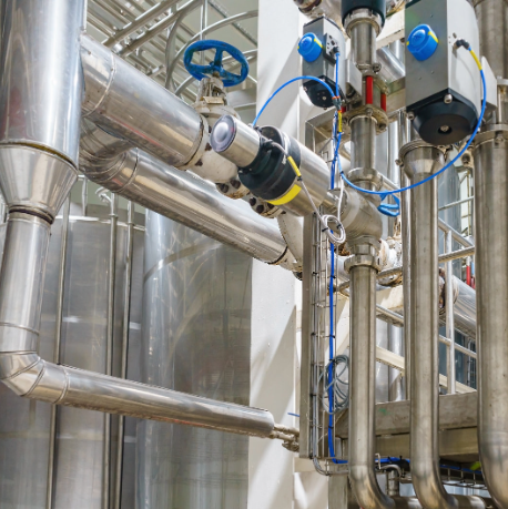 Sanitary stainless steel piping system with polished stainless steel pipe and fittings