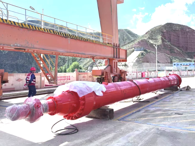Hydraulic Hoist