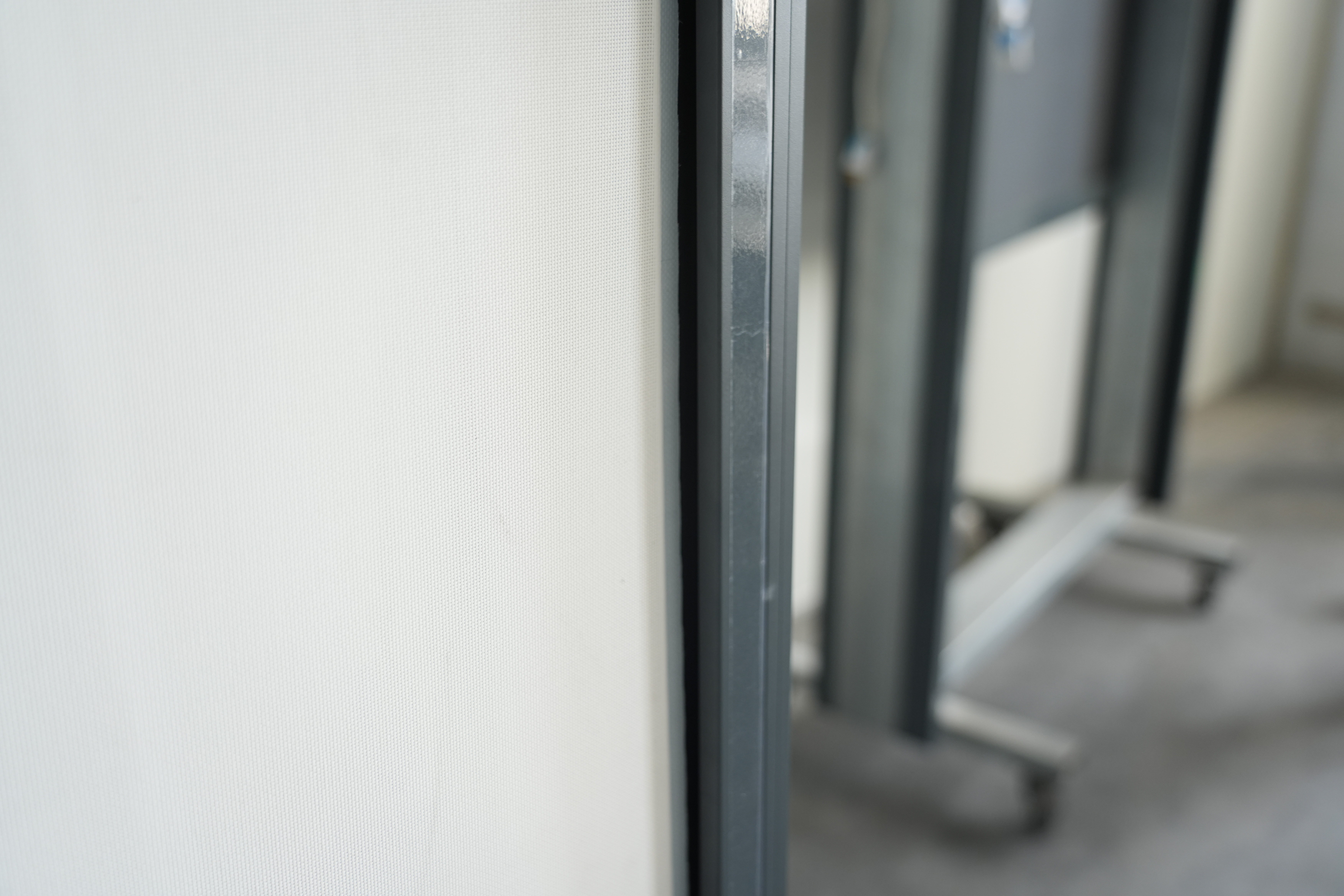WFR96-100 Indoor Commercial Zip Screen