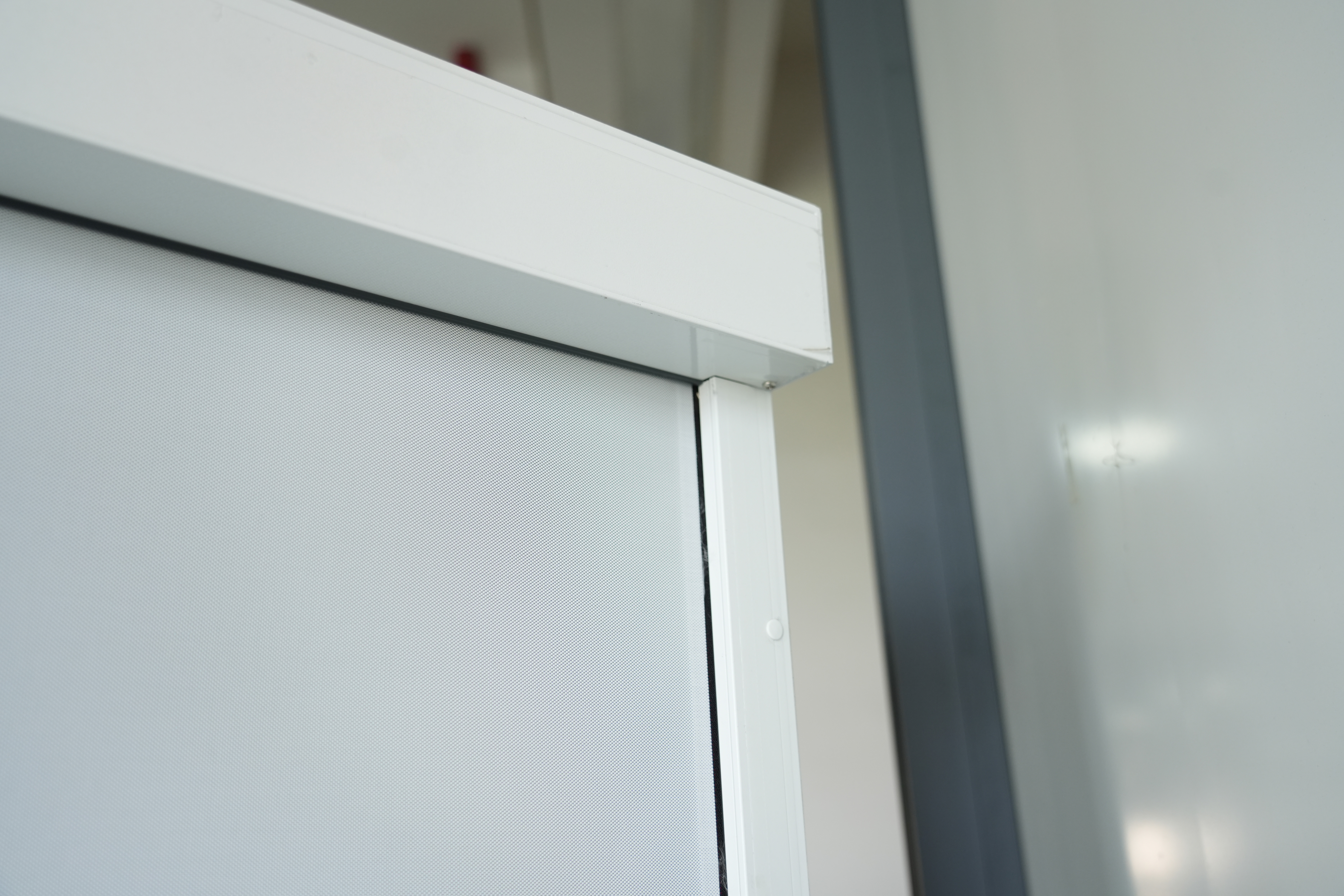 WR70 Indoor Zip Screen