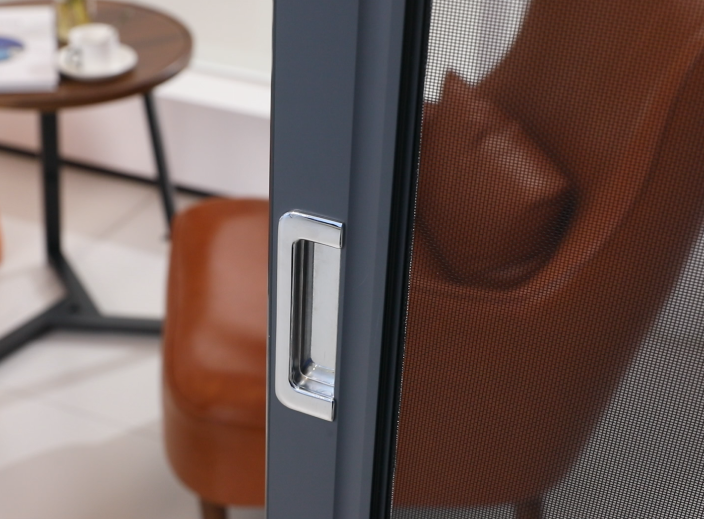 VRW100 Flat-Push Retractable Invisible Screen Door