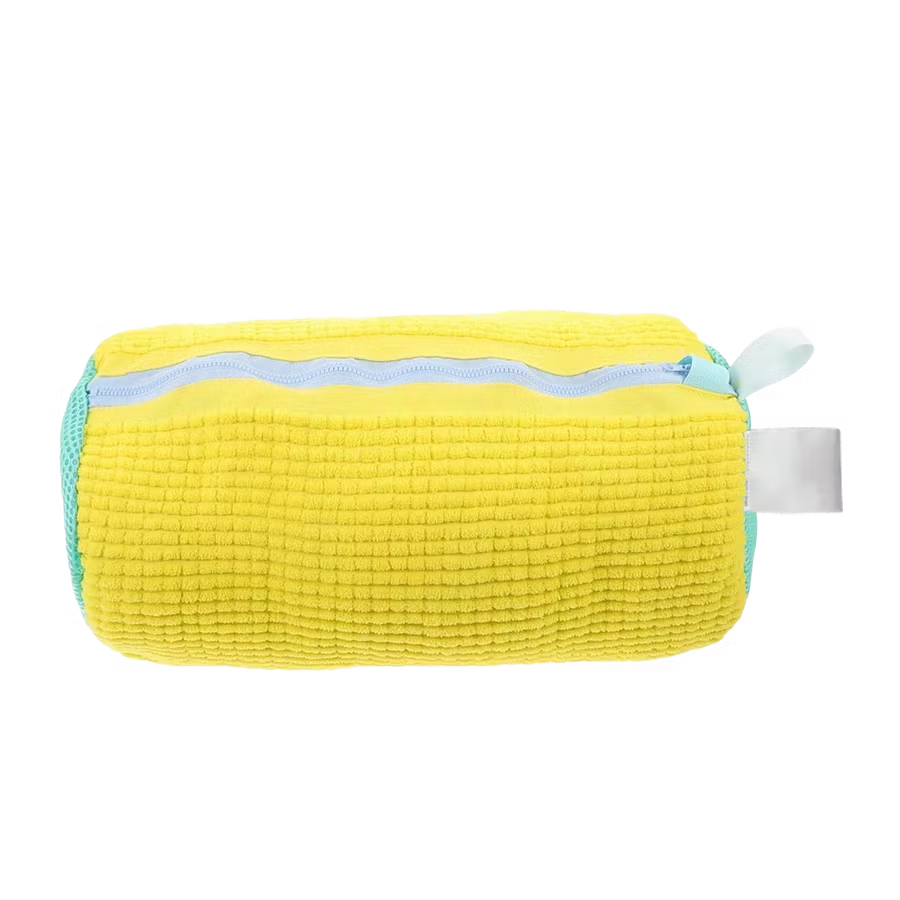 OCTOPUS The 2-Pack shoe washing bag, official product reference image with mesh exterior and chenille lining